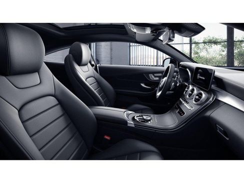 Used 2023 Mercedes-Benz C 300 Coupe image 4