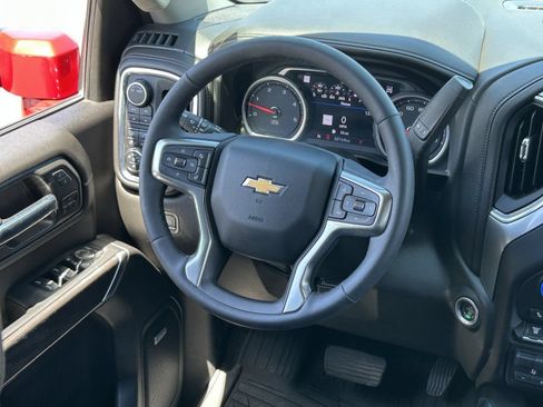 Certified 2022 Chevrolet Silverado 2500 LTZ w/ LTZ Premium Package AWD/4WD image 17