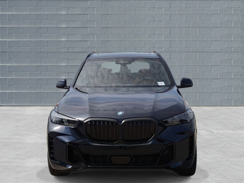 New 2026 BMW X5 xDrive50e w/ M Sport Package image 2