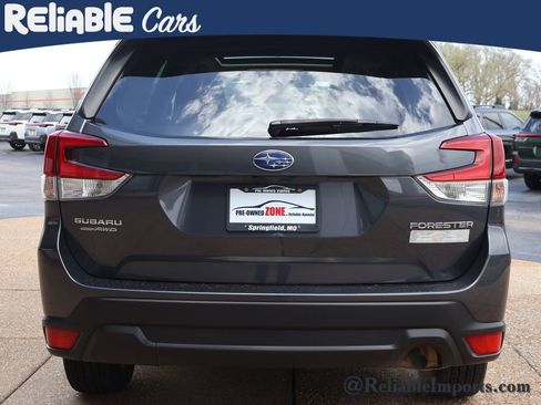 Used 2023 Subaru Forester Premium AWD/4WD image 5