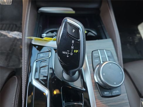 Used 2023 BMW 530i w/ M Sport Package image 19