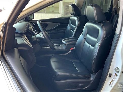 Used 2023 Nissan Murano SV image 24