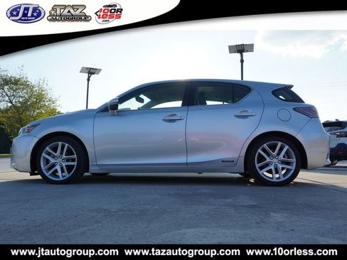 Used 2015 Lexus CT 200h w/ Navigation Package FWD image 6