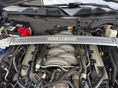 Used 2012 Ford Mustang GT RWD image 24