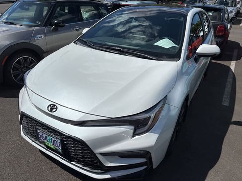 Used 2024 Toyota Corolla XSE FWD image 1