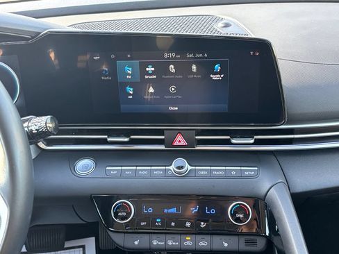 Used 2025 Hyundai Elantra SEL FWD image 18