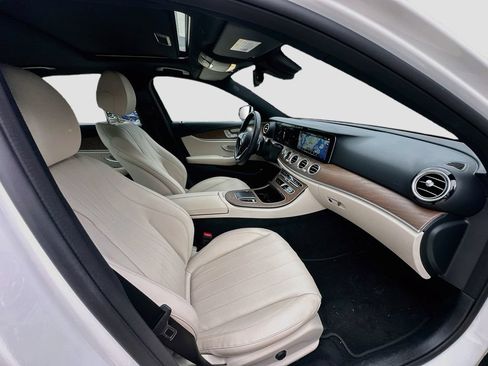 Used 2022 Mercedes-Benz E 350 Sedan image 30