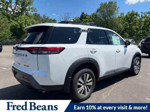 New 2026 Nissan Pathfinder SL AWD/4WD image 9