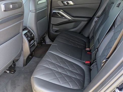 Used 2025 BMW X6 M60i image 20