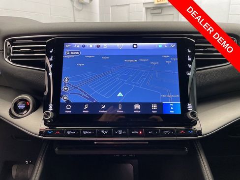 New 2025 Jeep Wagoneer Series II w/ Premium Group I image 16