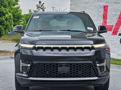 New 2026 Jeep Grand Wagoneer Summit AWD/4WD image 2