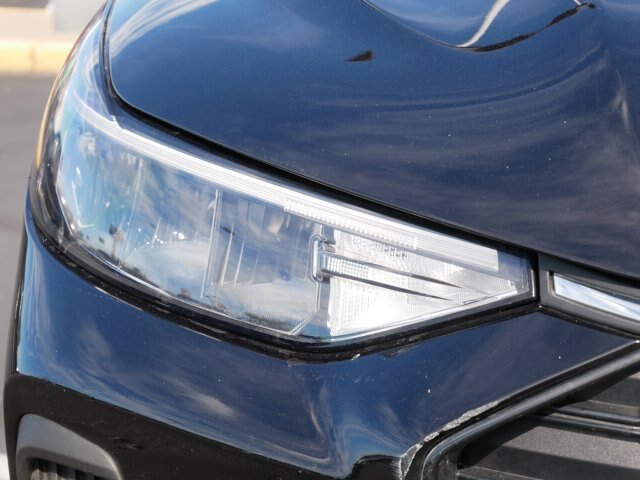 Certified 2025 Ford Escape ST-Line AWD/4WD image 5