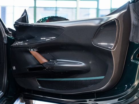 Certified 2023 Ferrari SF90 Stradale Base image 39