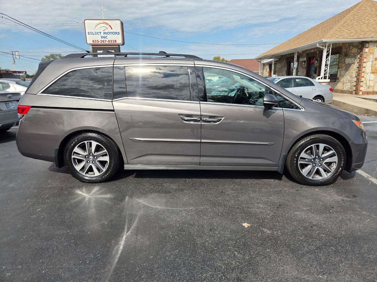 Used 2014 Honda Odyssey Touring image 6