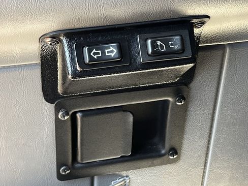 Used 2001 HUMMER H1 4-Door Wagon AWD/4WD image 18
