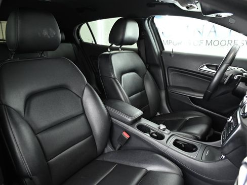 Used 2016 Mercedes-Benz GLA 250 4MATIC image 18
