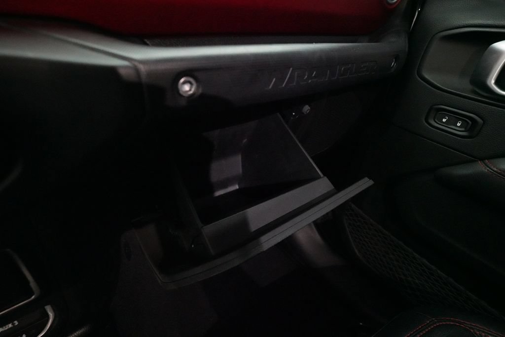 Used 2019 Jeep Wrangler Unlimited Rubicon AWD/4WD image 28