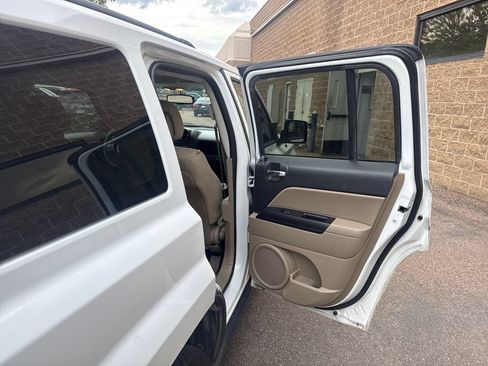 Used 2015 Jeep Patriot Sport w/ Power Value Group FWD image 22
