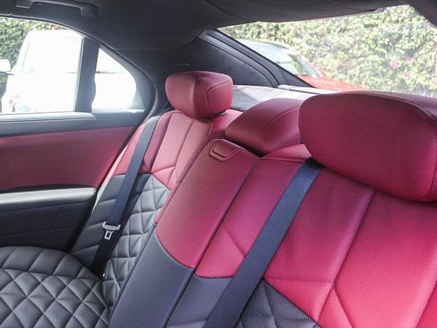 New 2026 BMW 740i RWD image 18