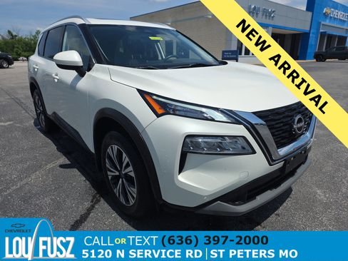 Used 2023 Nissan Rogue SV w/ SV Premium B Package AWD/4WD image 1