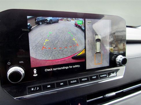 Used 2024 Mitsubishi Outlander AWD image 27