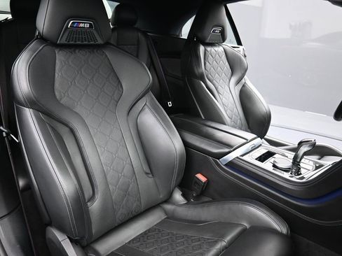 Used 2022 BMW M8 Competition image 20