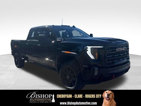 Used 2024 GMC Sierra 2500 AT4 w/ AT4 Premium Plus Package AWD/4WD image 14