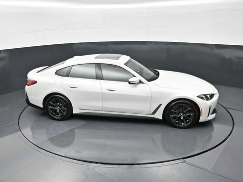 New 2026 BMW i4 eDrive40 w/ Premium Package RWD image 20