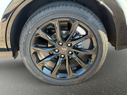 New 2026 Buick Encore GX Sport Touring image 9