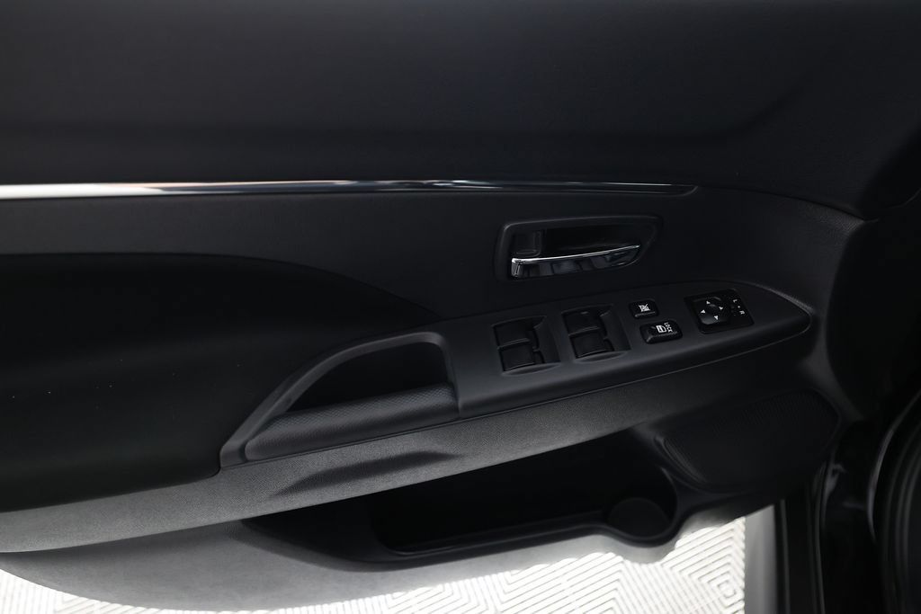 Used 2026 Mitsubishi Outlander Sport ES AWD/4WD image 15