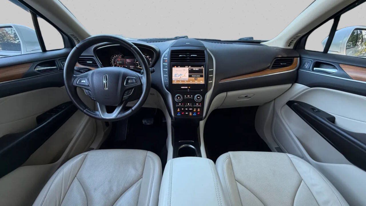 Used 2016 Lincoln MKC Reserve AWD/4WD image 10