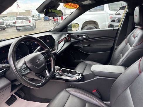 Used 2024 Chevrolet Trax RS w/ Driver Confidence Package FWD image 10