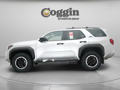 Used 2025 Toyota 4Runner TRD Off-Road Premium image 19