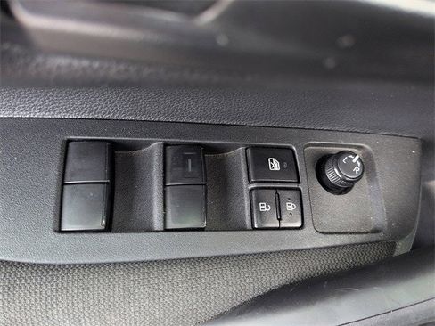 Certified 2025 Toyota Corolla LE image 15