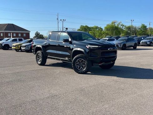 Certified 2024 Chevrolet Colorado ZR2 w/ Technology Package AWD/4WD image 2