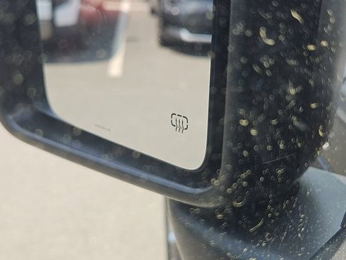 Used 2019 Jeep Wrangler Unlimited Sahara AWD/4WD image 20