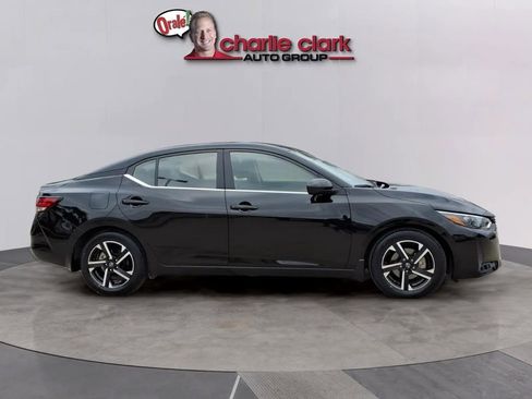 Used 2024 Nissan Sentra SV w/ All-Weather Package image 6