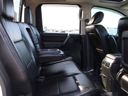 Used 2013 Nissan Titan SL w/ Moonroof Pkg image 22