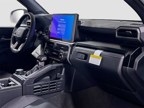 New 2025 Toyota 4Runner Limited image 30