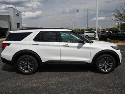 New 2026 Ford Explorer Active w/ Active Comfort Package
