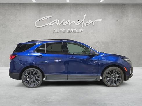 Used 2022 Chevrolet Equinox RS FWD image 17