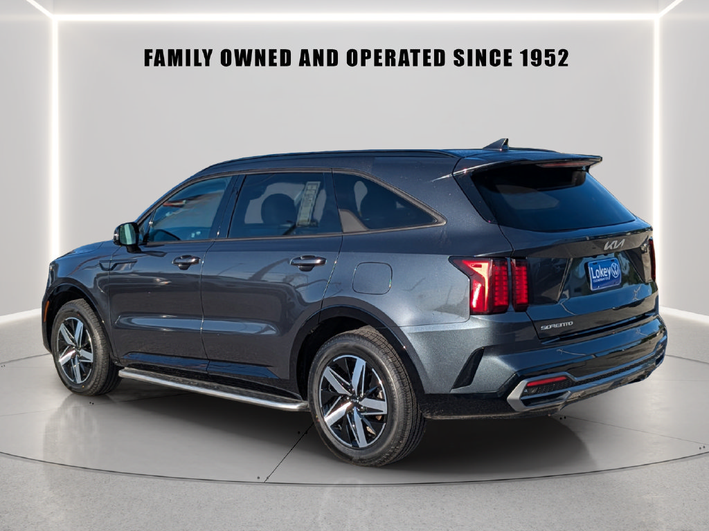 Used 2023 Kia Sorento EX FWD image 4