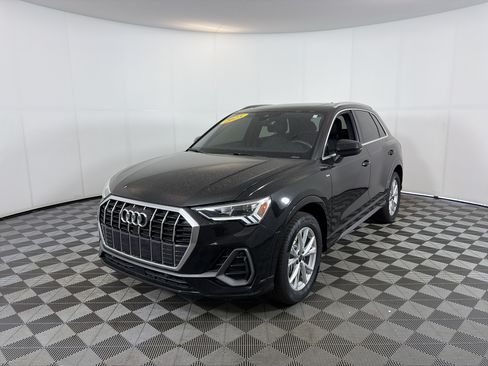 Used 2025 Audi Q3 2.0T Premium AWD/4WD image 10