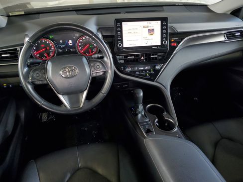 Used 2023 Toyota Camry XSE FWD image 12