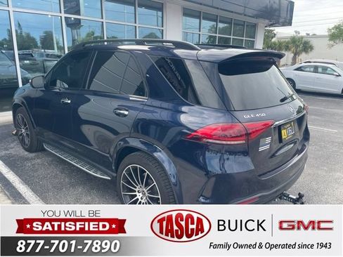 Used 2022 Mercedes-Benz GLE 450 4MATIC w/ Revised AMG Line Exterior image 4