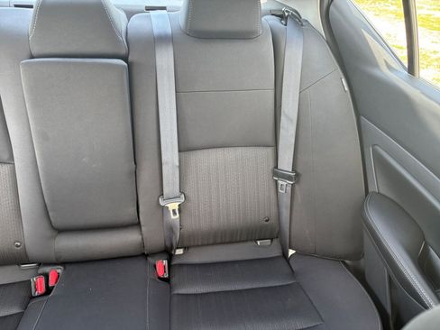 Used 2025 Nissan Altima 2.5 SV FWD image 38