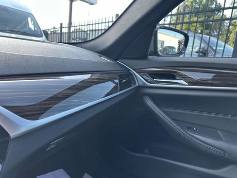 Used 2022 BMW 530i xDrive w/ M Sport Package image 31