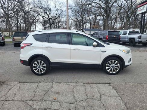 Used 2017 Ford Escape Titanium AWD/4WD image 9