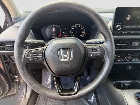 Certified 2025 Honda HR-V LX image 30