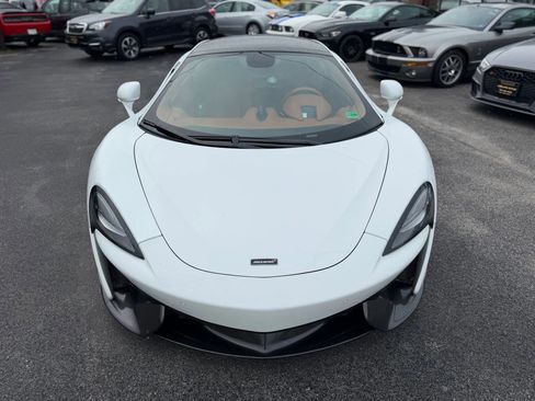 Used 2017 McLaren 570S image 9